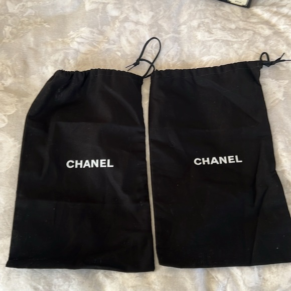 CHANEL Black Patent Leather Slides/Mules/Sandals. Forever classic style- Size 39 - Picture 8 of 10